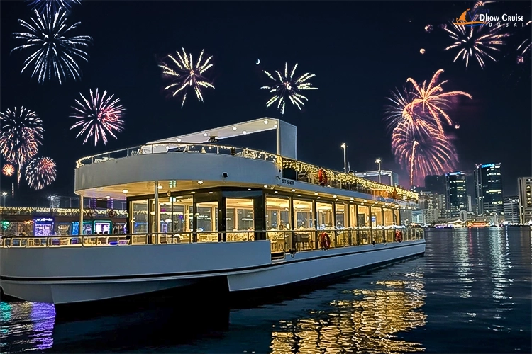 luxury reek yacht burj khalifa fireworks viewing